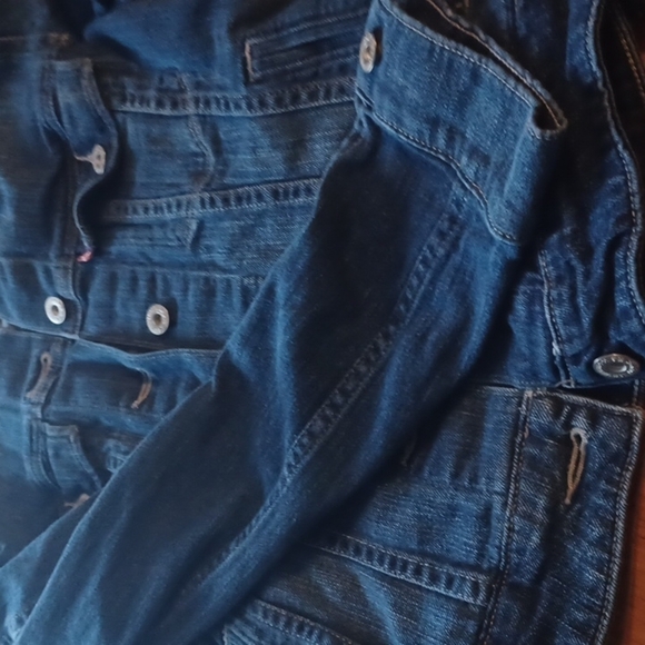 Levi's denim jacket. Size small. Great used condition .Sturdy! - Picture 11 of 11